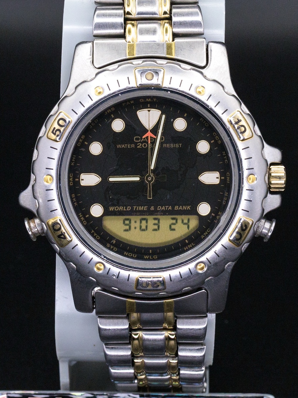 Casio RARE AD-722 Vintage Ana/Digi 40mm JDM Import World Timer Watch